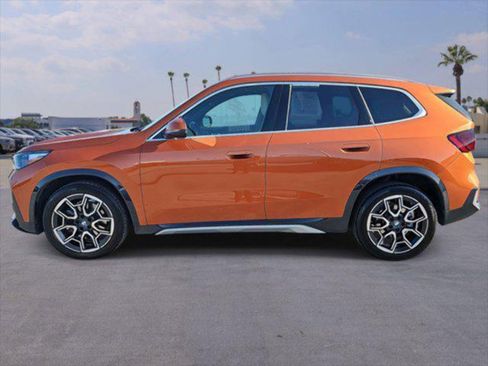 Used 2025 BMW X1 xDrive28i w/ Technology Package AWD/4WD image 8