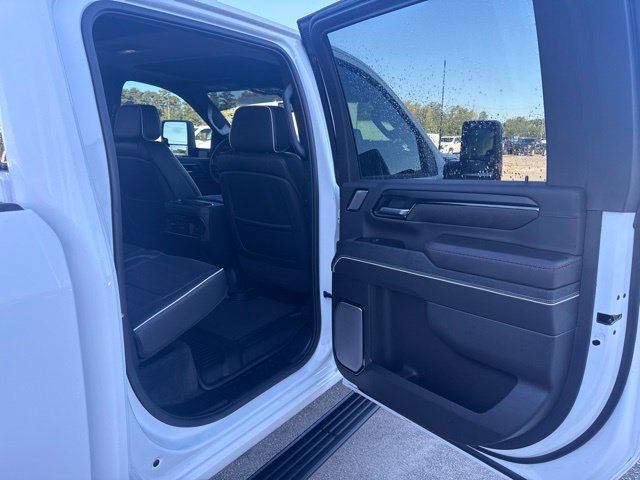 Used 2025 GMC Sierra 2500 AT4X AWD/4WD image 17