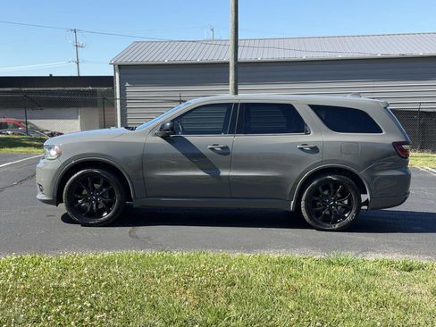 Used 2019 Dodge Durango GT w/ Blacktop Package RWD image 2