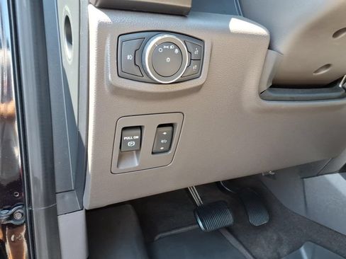 Used 2020 Ford Expedition Limited w/ Equipment Group 302A AWD/4WD image 24
