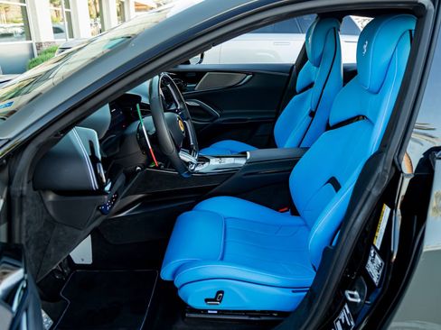 Used 2025 Ferrari Purosangue image 13