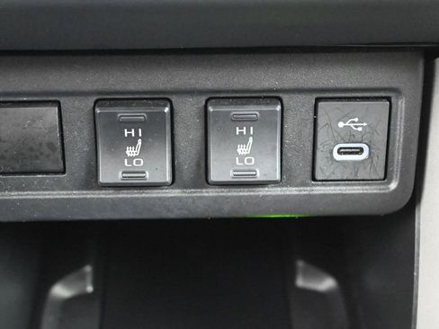 Certified 2025 Toyota Corolla Cross XLE AWD/4WD image 22