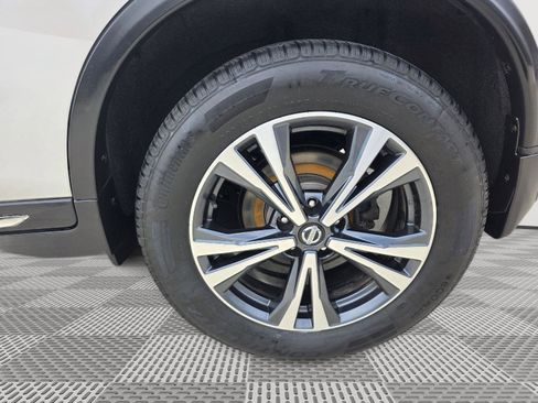 Used 2017 Nissan Rogue SL w/ SL Premium Package image 25