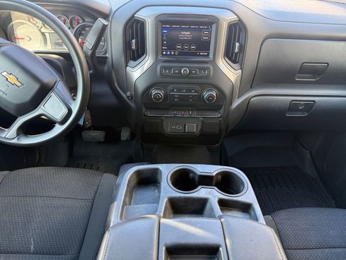 Used 2021 Chevrolet Silverado 1500 Custom image 10