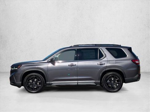 New 2025 Honda Pilot Touring image 5