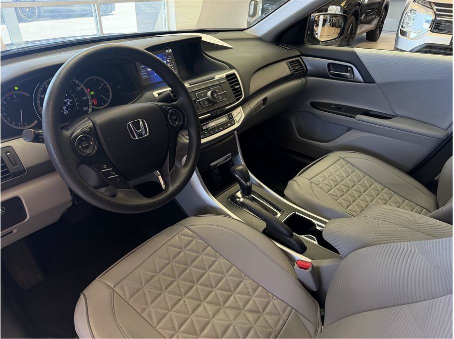 Used 2015 Honda Accord LX image 24