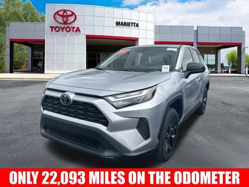 Certified 2024 Toyota RAV4 LE AWD/4WD image 3
