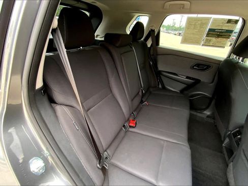 Used 2023 Nissan Rogue S FWD image 18