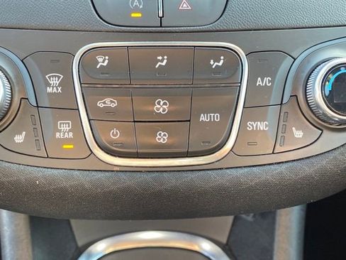 Used 2024 Chevrolet Malibu LT image 14