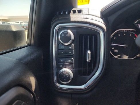 Used 2022 GMC Sierra 2500 AT4 w/ AT4 Preferred Package image 49