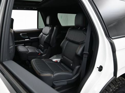 New 2025 Ford Expedition Tremor image 26
