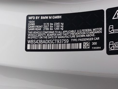 Used 2025 BMW M4 xDrive Competition AWD/4WD image 33