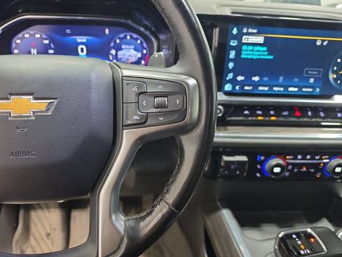 Used 2024 Chevrolet Silverado 1500 LTZ AWD/4WD image 12