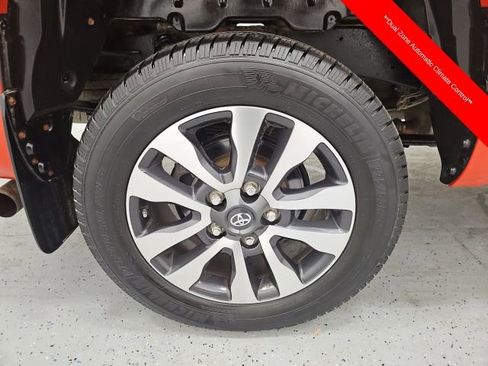 Used 2018 Toyota Tundra Limited w/ Limited Premium Package AWD/4WD image 7