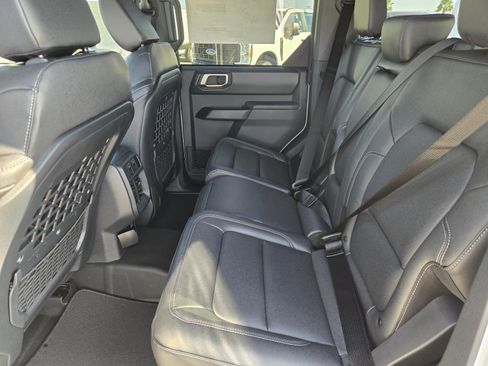 New 2025 Ford Bronco Badlands image 26