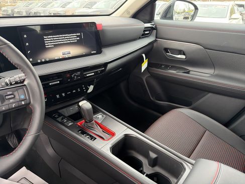 New 2026 Nissan Kicks SR w/ SR Premium Package image 22