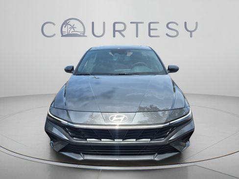New 2026 Hyundai Elantra SEL Sport FWD image 8