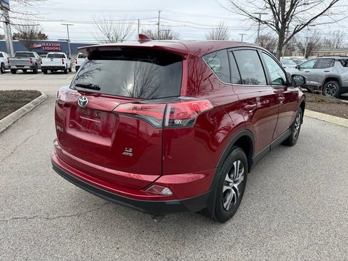 Used 2018 Toyota RAV4 LE w/ All Weather Liner Package image 5