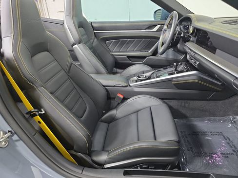 Certified 2025 Porsche 911 Turbo S AWD/4WD image 27