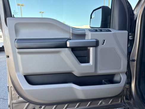 Used 2019 Ford F150 XLT w/ Equipment Group 302A Luxury image 13