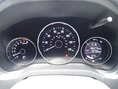 Used 2018 Honda HR-V EX image 15