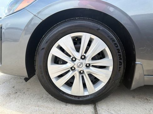 Used 2024 Nissan Sentra S FWD image 7