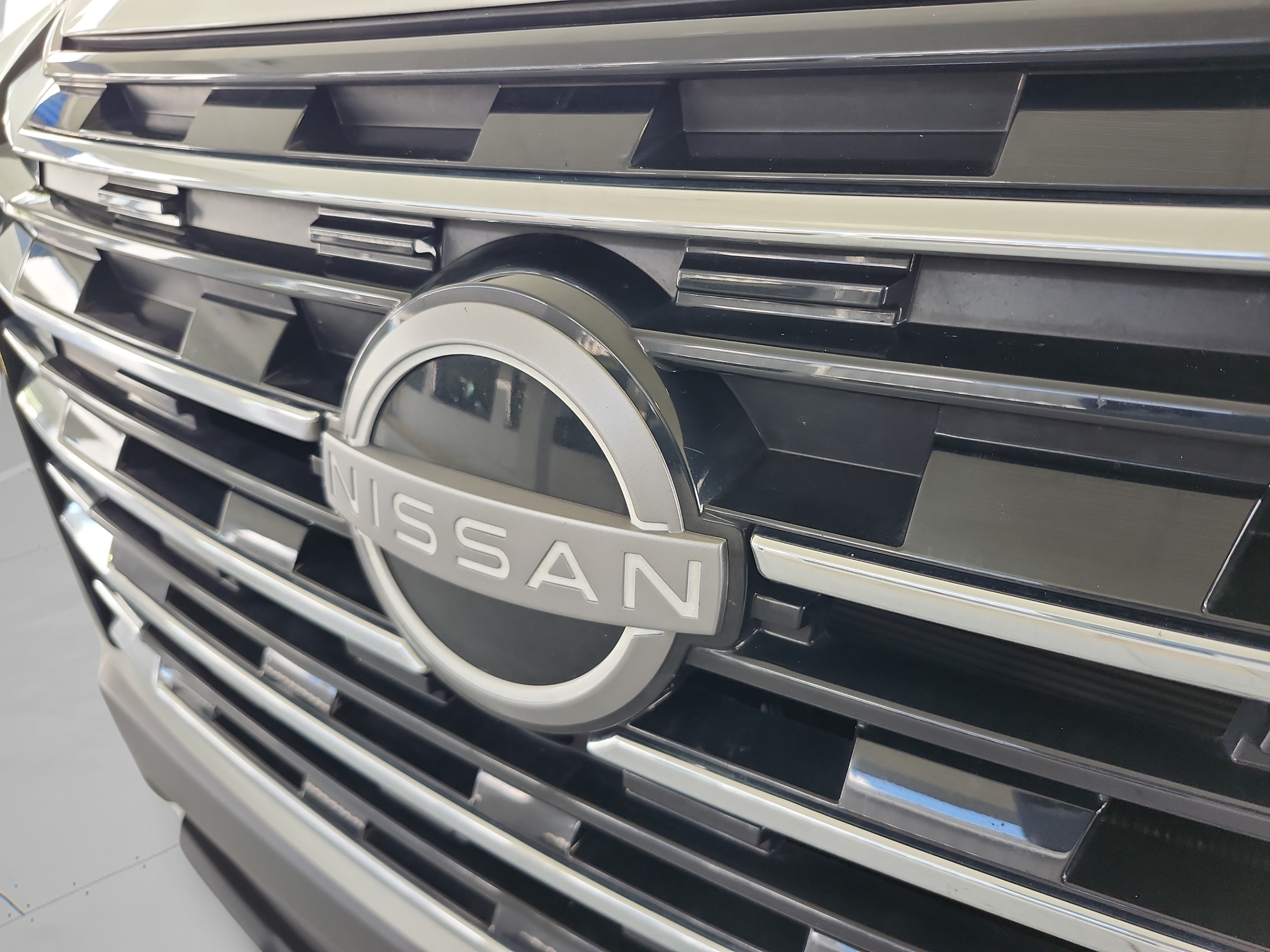 Used 2024 Nissan Rogue S FWD image 26