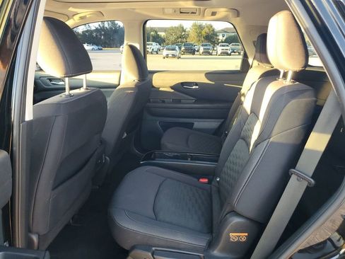 Used 2022 Nissan Pathfinder SV w/ SV Premium Package image 23