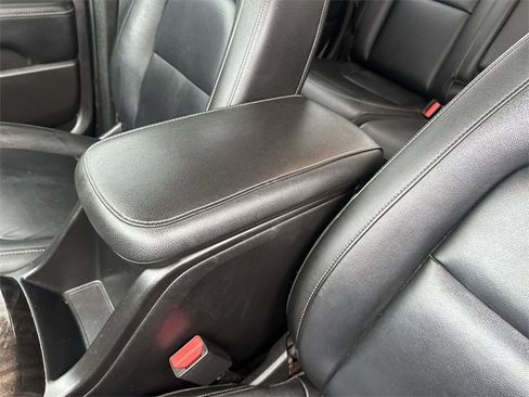 Used 2016 GMC Canyon SLT w/ Driver Alert Package image 22