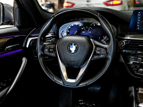 Used 2019 BMW 530i RWD image 16