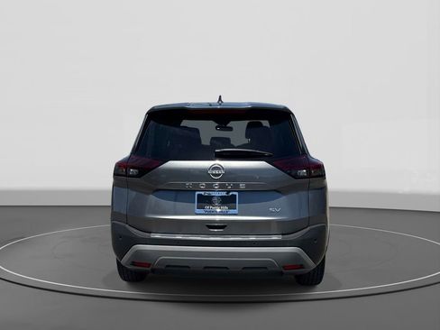 Used 2022 Nissan Rogue SV FWD image 5