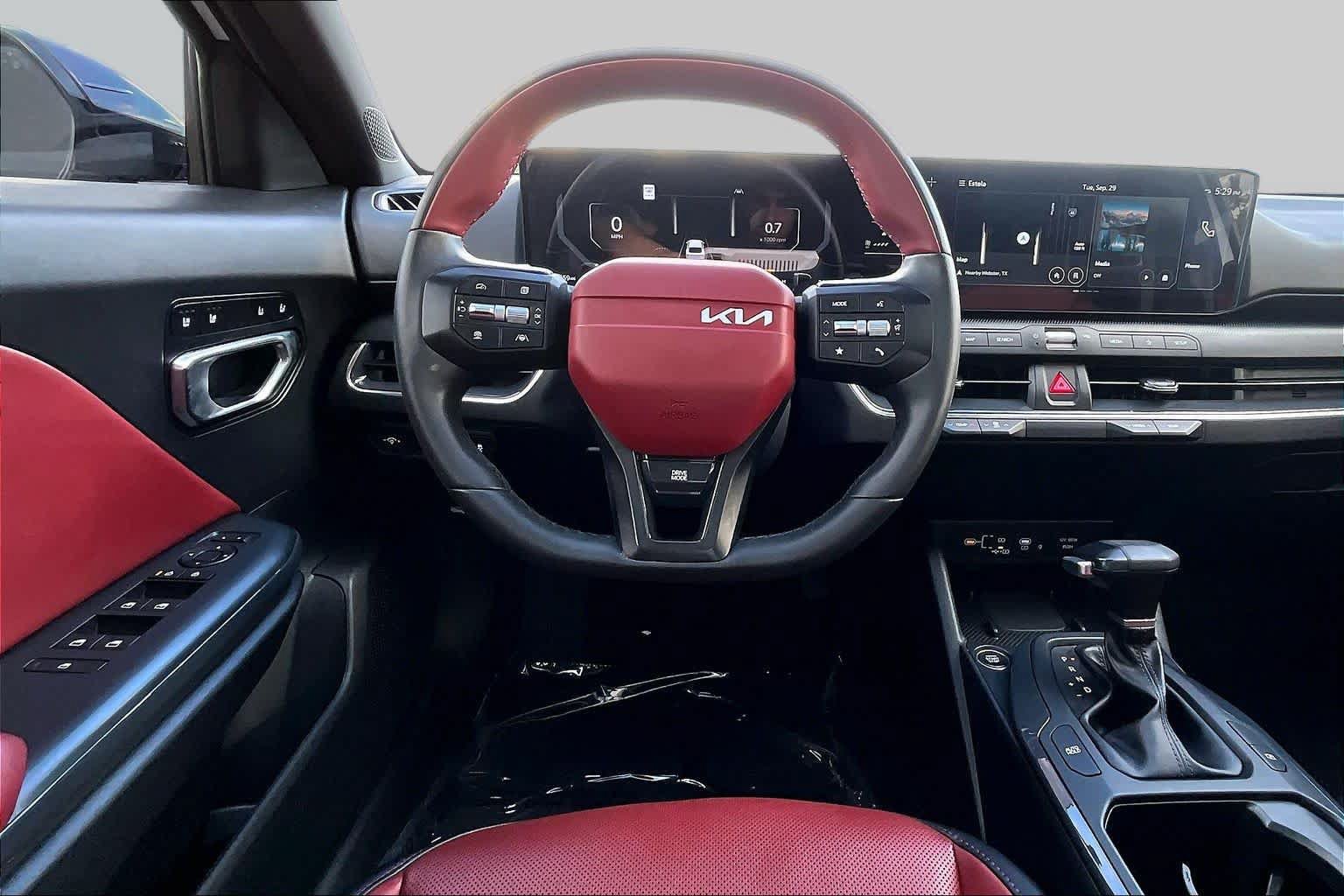 Used 2025 Kia K4 GT-Line w/ GT-Line Premium Package FWD image 6