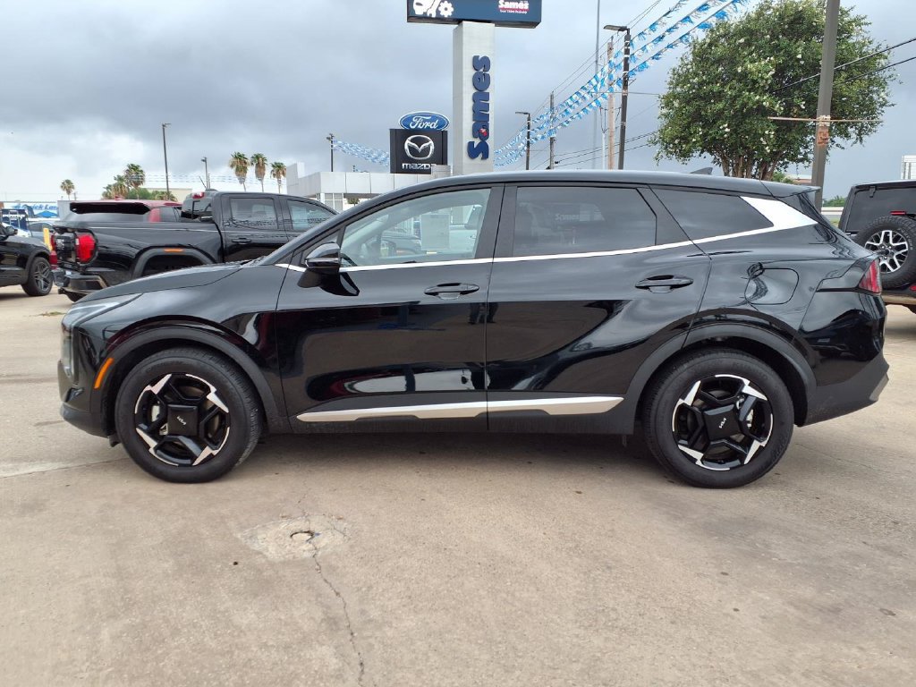 Used 2026 Kia Sportage EX FWD image 5