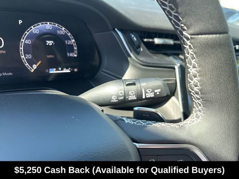 New 2025 Jeep Grand Cherokee Altitude image 37