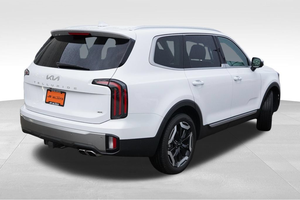 Certified 2025 Kia Telluride EX w/ EX Captain's Chair Package AWD/4WD image 5