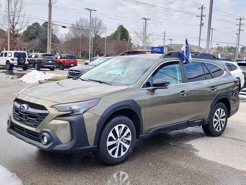 Certified 2025 Subaru Outback Premium w/ Popular Package #1 image 7