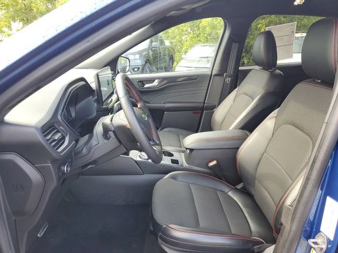 Certified 2023 Ford Escape ST-Line Select w/ Tech Pack #2 AWD/4WD image 12