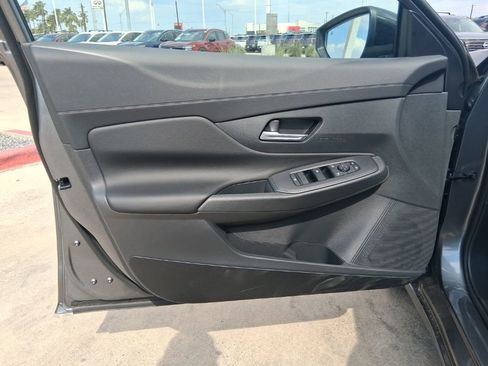 New 2026 Nissan Sentra SV w/ SV Convenience Package FWD image 21
