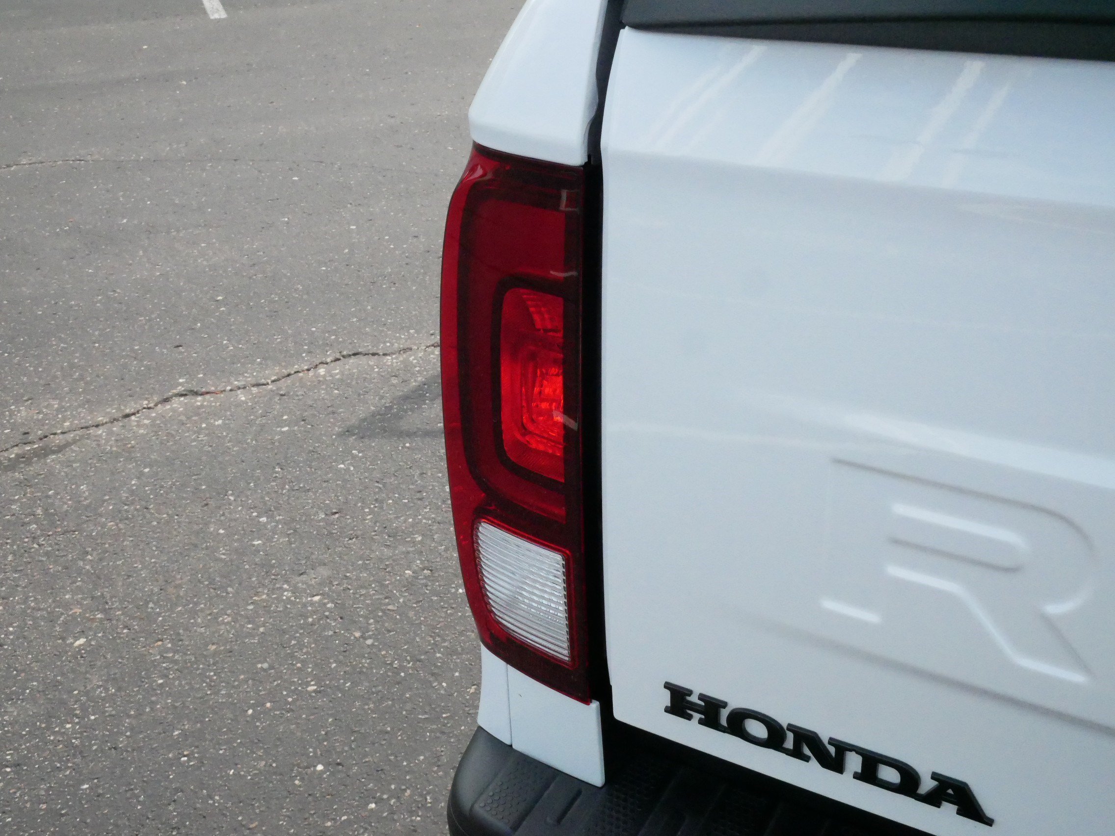 Certified 2026 Honda Ridgeline Black Edition image 17