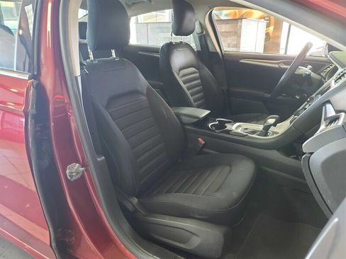 Used 2014 Ford Fusion SE image 15