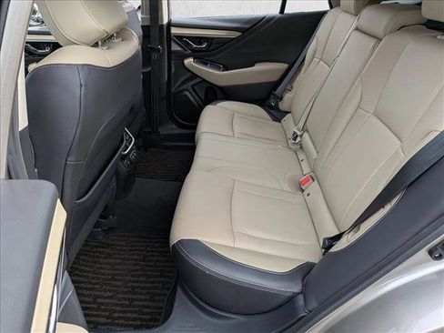 Used 2020 Subaru Outback Limited image 18