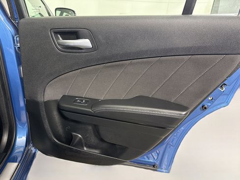 Used 2023 Dodge Charger SXT w/ Blacktop Package image 28