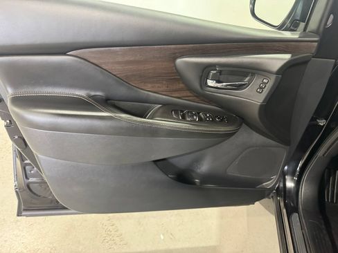 Used 2023 Nissan Murano Platinum AWD/4WD image 16