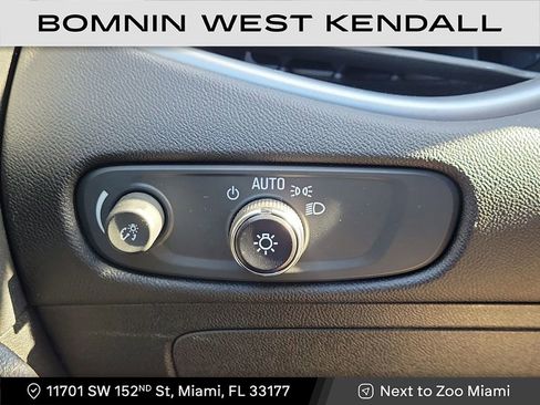 Used 2022 Chevrolet Malibu RS image 26