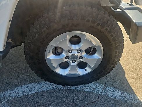 Used 2013 Jeep Wrangler Unlimited Sahara w/ Connectivity Group image 12