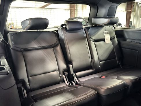 New 2026 Ford Expedition Tremor image 31