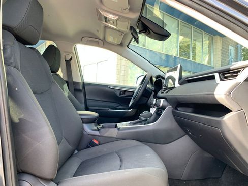 Used 2025 Toyota RAV4 LE image 35