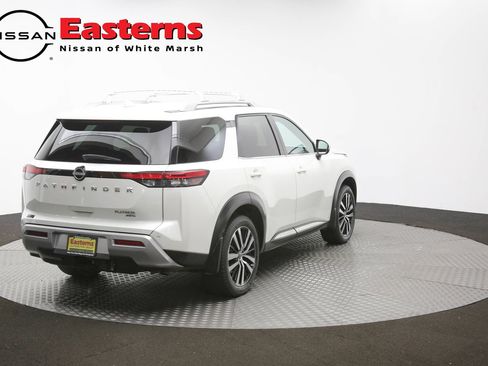 Used 2023 Nissan Pathfinder Platinum AWD/4WD image 43