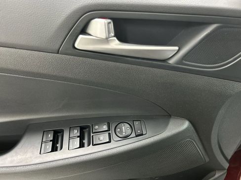 Used 2020 Hyundai Tucson SEL image 11