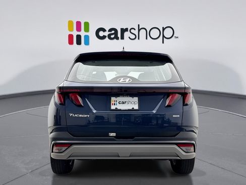 Used 2025 Hyundai Tucson SE AWD/4WD image 4